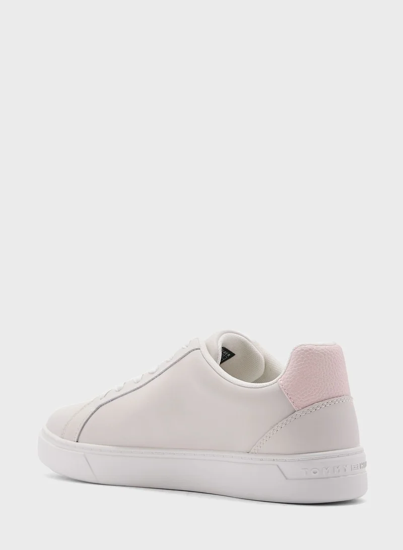 TOMMY HILFIGER Lace Up Low Top Sneaker