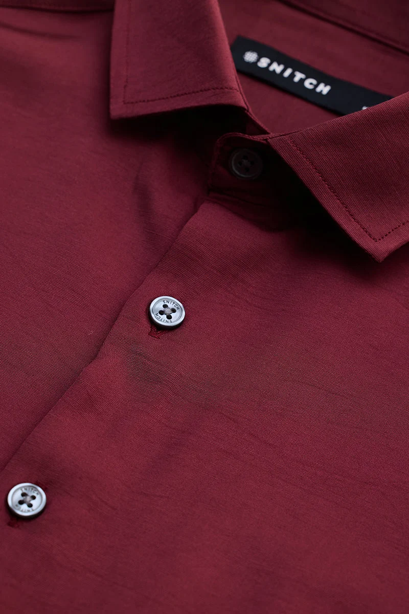 سنيتش Dark Maroon Solid Long Sleeve Slim Fit Formal Shirt