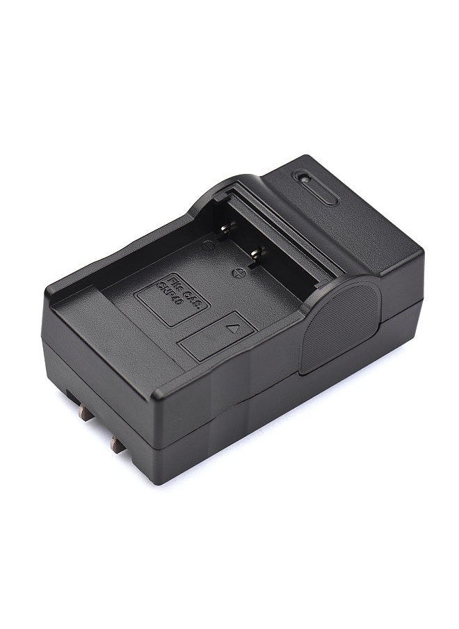 Generic - NP-40 Battery Charger Replacement for Casio EX-Z400/EX-FC100/EX-FC150/EX-P505/EX-P600/EX-P700/Zoom EX-Z100/EX-Z1000/EX-Z1050/EX-Z700/EX-Z750/EX-Z850 Digital Video Camera Batteries - Image 1