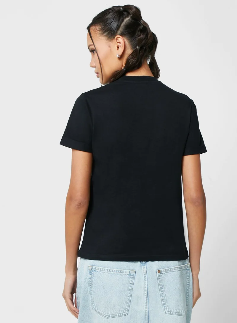 Ginger Regular Fit Tee With Roll Up(Tacked)