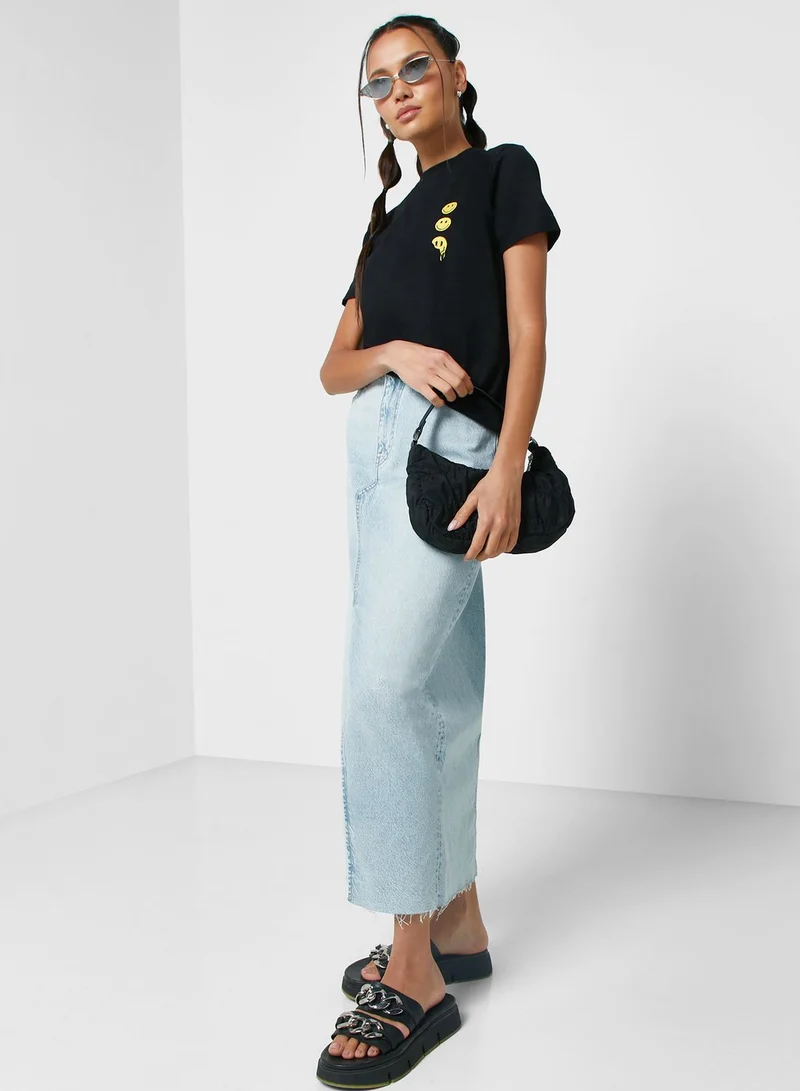 Ginger Regular Fit Tee With Roll Up(Tacked)
