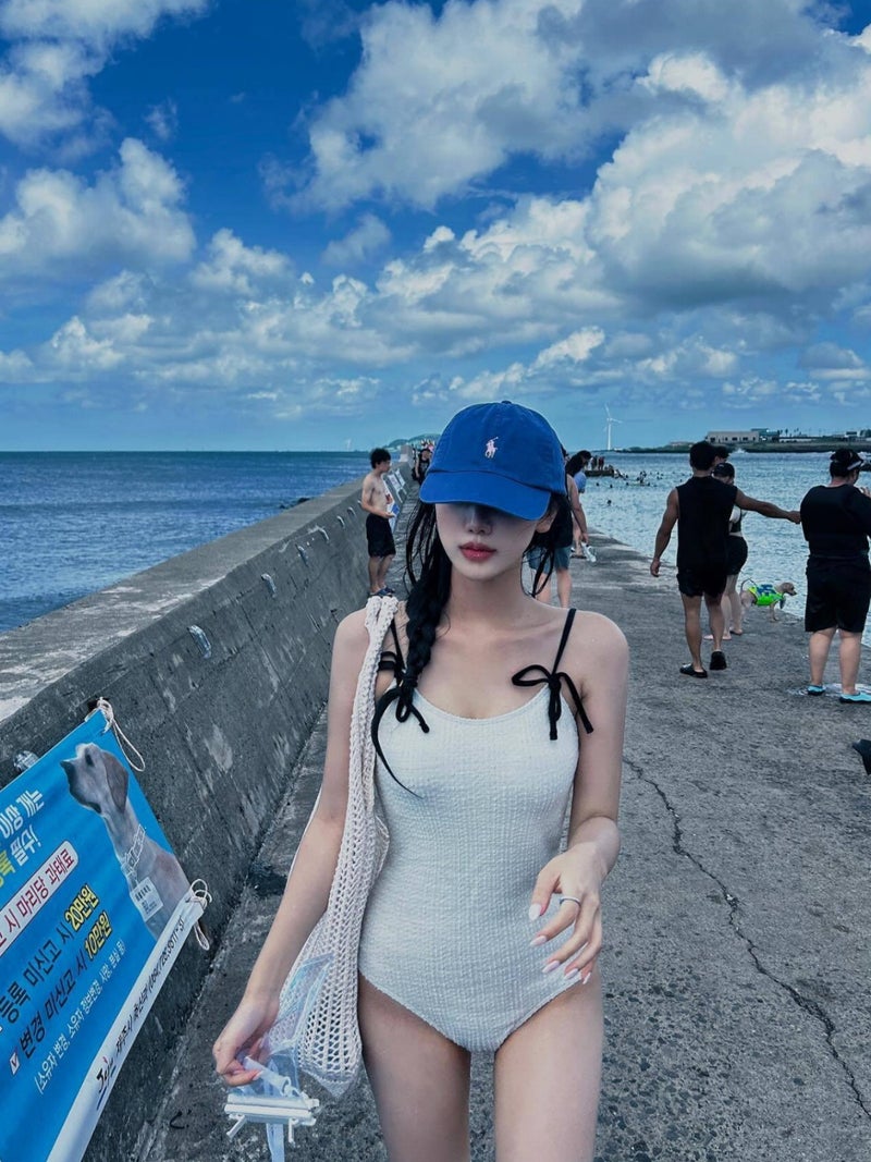 South Korea Ins Style Conjoined Sling Solid Color High-End Swimwear Small Fragrance Style Pure Desire For Spring Vacation Conservative Slim - Image 4