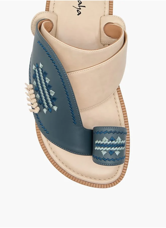 الواحة Men Embroidered Slip-On Arabic Sandals with Toe Loop