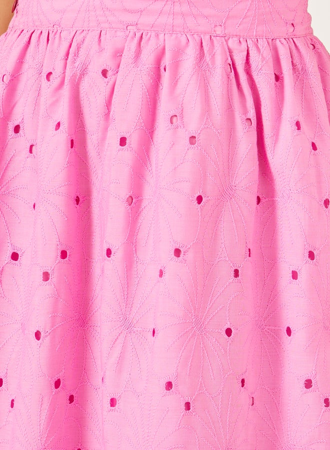 Styli Styli Schiffli A-Line Maxi Skirt with Slit Detail  - Image 3