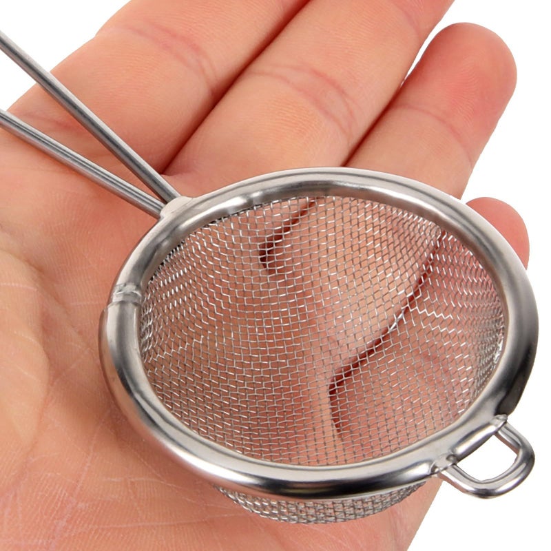 Handheld Flour Sifter Stainless Steel Fine Mesh Kitchen Sieve for Baking Powdered Sugar Shaker - Image 5