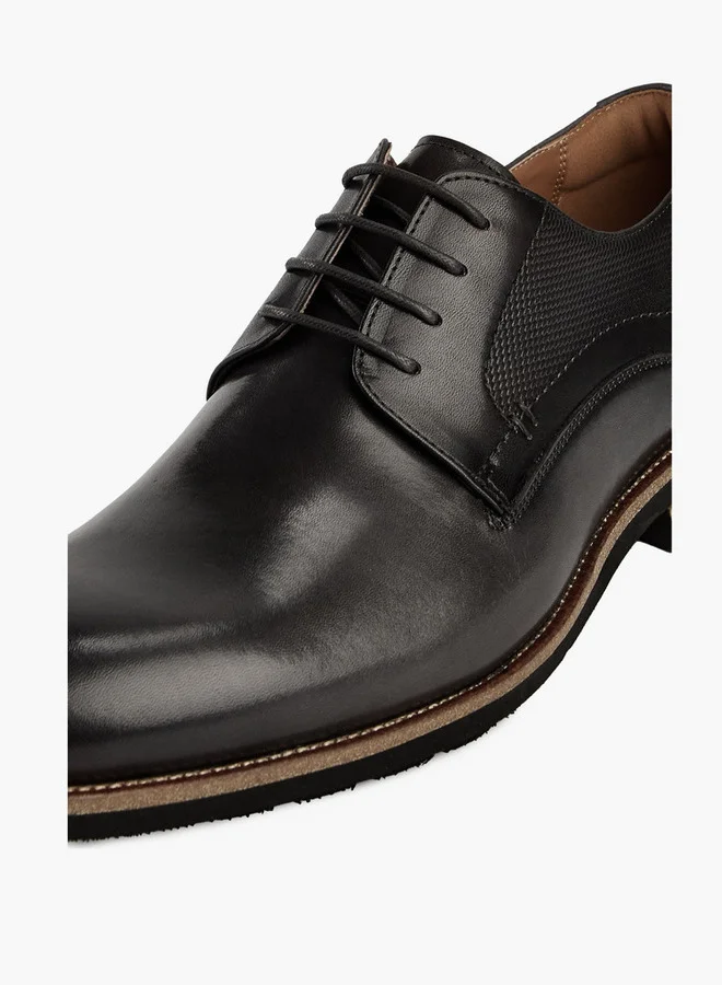 دوتشيني Men's Textured Lace-Up Derby Shoes