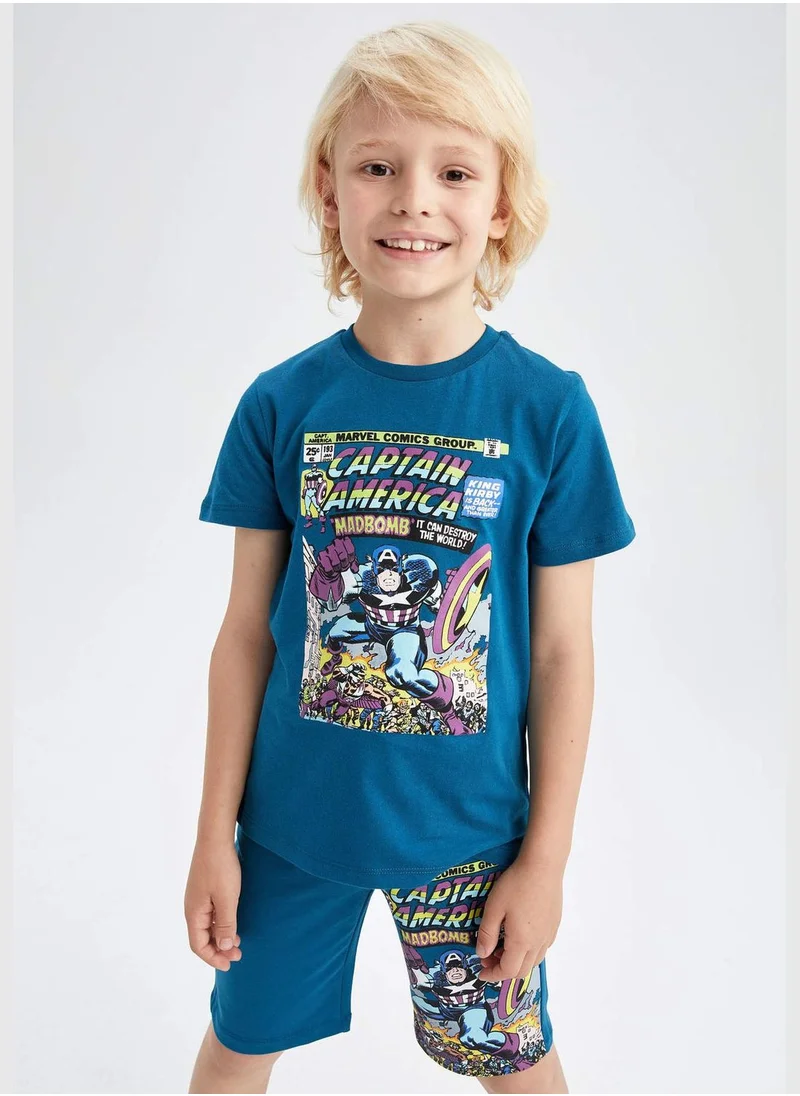 DeFacto Regular Fit Marvel Print Bermuda Shorts