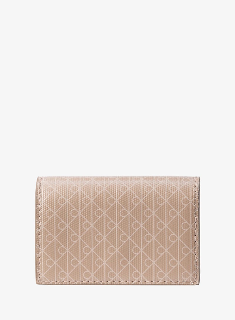 CALVIN KLEIN Emblem Accordion Cardcase - Image 1