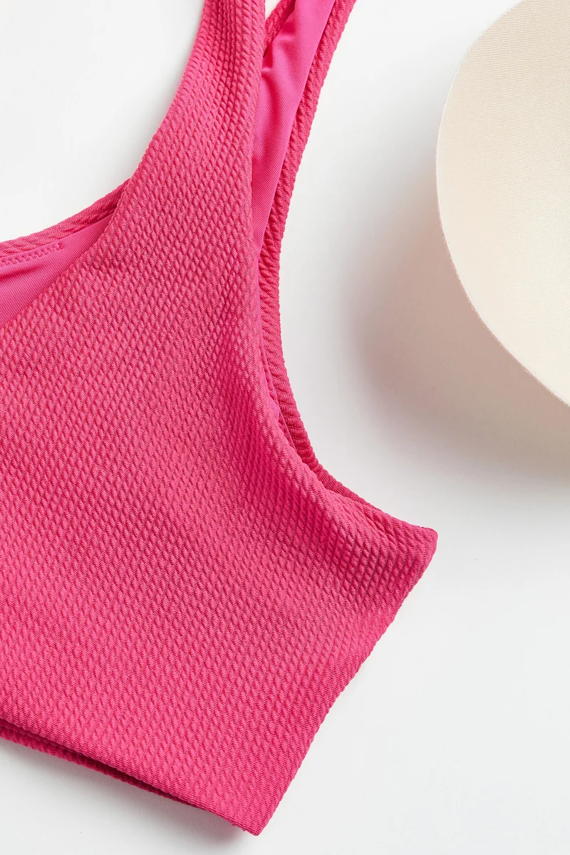 اتش اند ام بكيني توب H&amp;M+ بتصميم مبطن