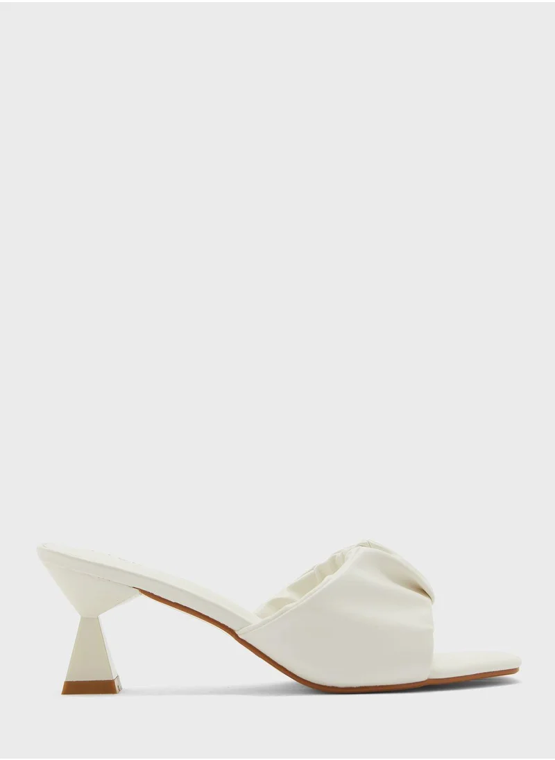 فايور One Strap Low Heel Sandals