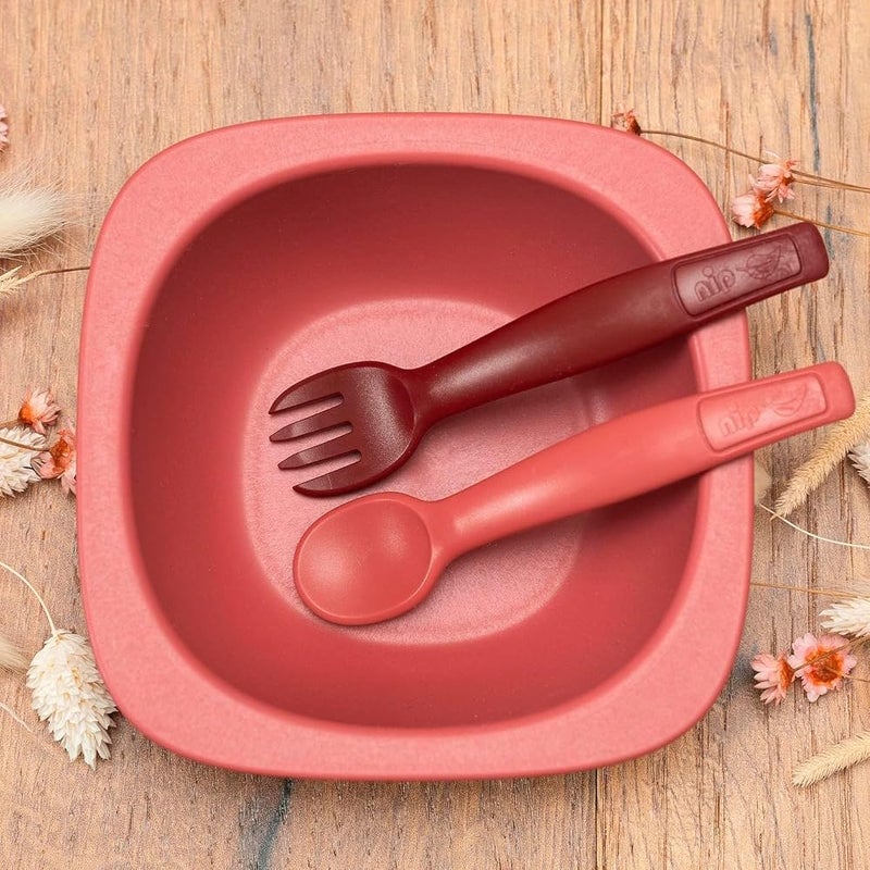 نيب مجموعة أوعية تغذية عضوية صديقة للبيئة من نيب إيت جرين (Nip Eat Green)، خالية من مادة BPA، مناسبة للاستخدام في الميكروويف والغسالة الأتوماتيكية، مثالية لتدريب الأطفال على تناول الطعام، مصنوعة في ألمانيا، باللون الأحمر، عدد 2 قطعة. - Image 4