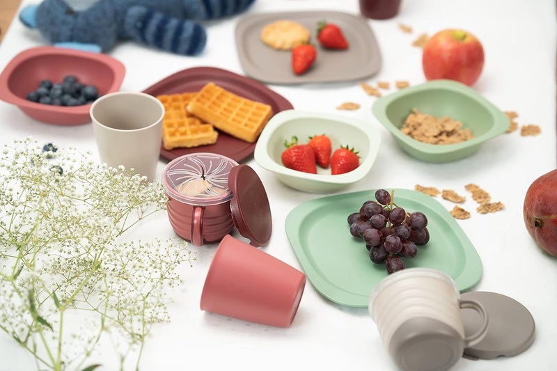 نيب مجموعة أوعية تغذية عضوية صديقة للبيئة من نيب إيت جرين (Nip Eat Green)، خالية من مادة BPA، مناسبة للاستخدام في الميكروويف والغسالة الأتوماتيكية، مثالية لتدريب الأطفال على تناول الطعام، مصنوعة في ألمانيا، باللون الأحمر، عدد 2 قطعة. - Image 3