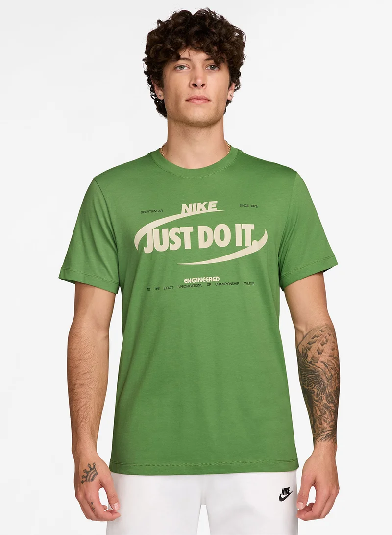 نايكي تيشيرت جرافيك "Just Do It" من Nike