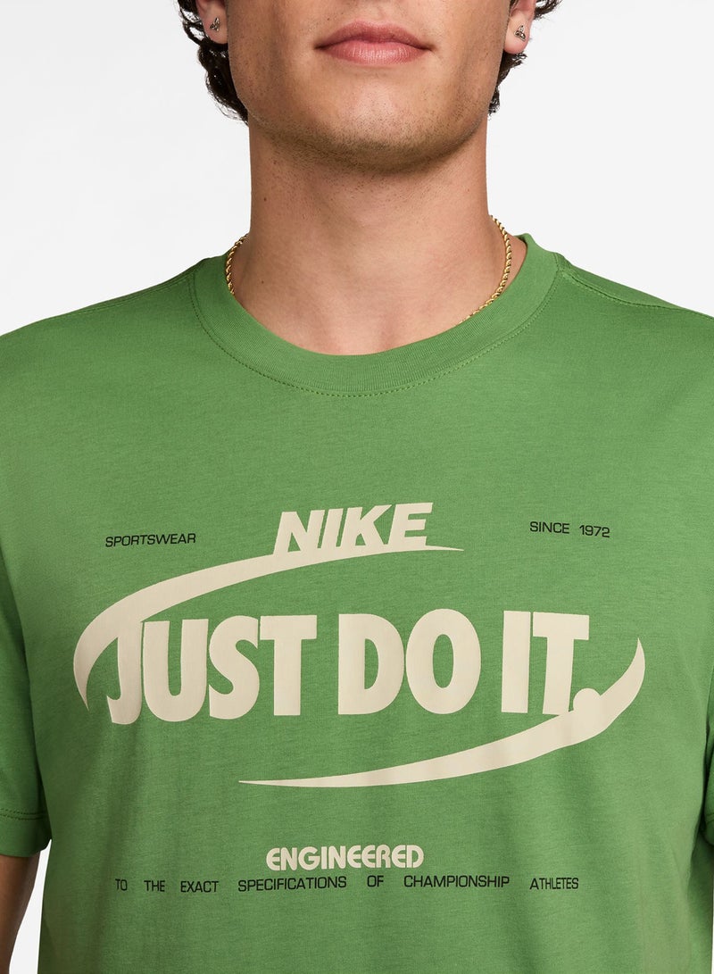 Nike Nsw Just Do It Graphic T-Shirt - Image 3