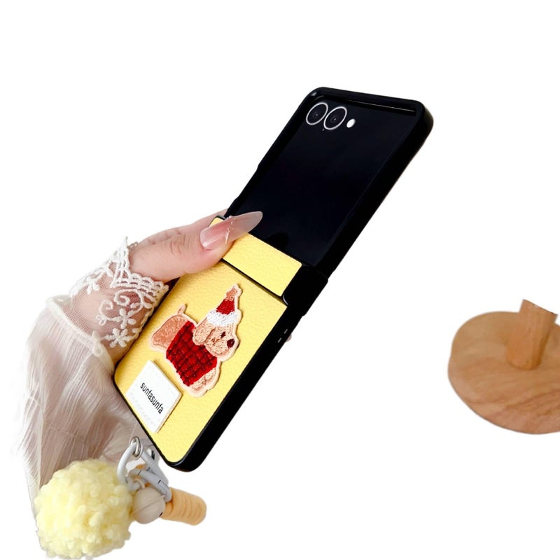 غطاء واقي | لـ Samsung Galaxy Z Flip 5 | أصفر | نقش كلب ألماني | حزام معصم - Image 5