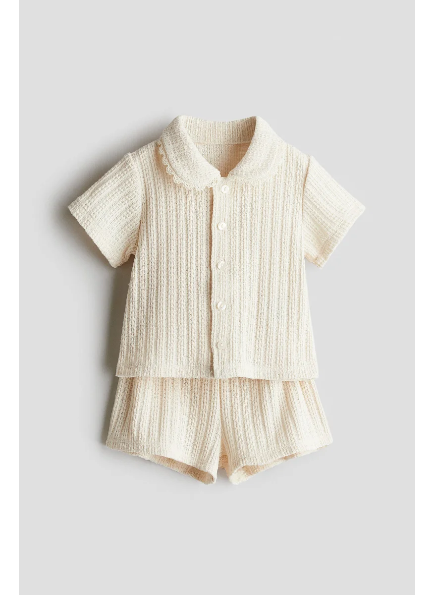 اتش اند ام 2-Piece Shirt And Shorts Set
