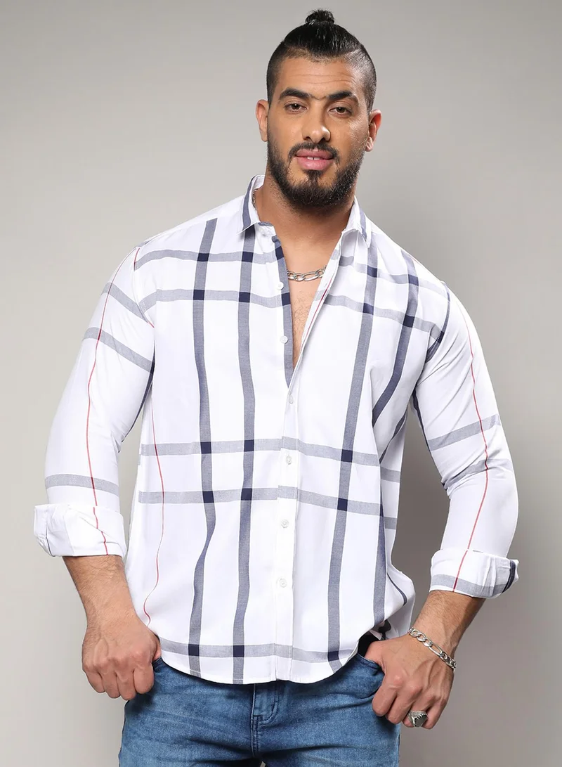 انستافاب بلس قميص رجالي أبيض كاروهات من إنستافاب بلس للملابس الكاجوال