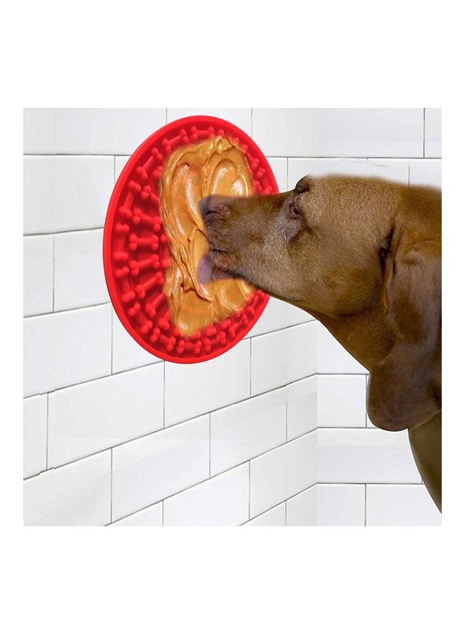 بساط توزيع طعام من السيليكون لإطعام الكلاب ببطء أحمر 5.90 x 5.90بوصة - Image 1