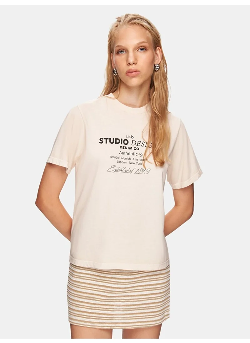إل تي بي Beige T-Shirt