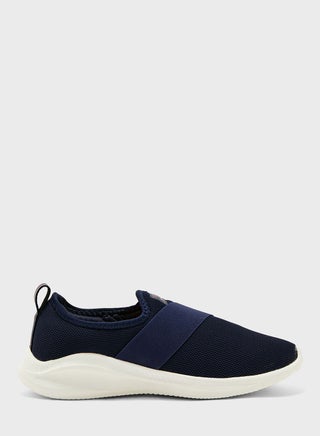 Brisk Iii Knitted Sneakers - pzsku/Z6684B3A59C5E16100EF5Z/45/_/1698934504/17c1f7e1-28ac-44a6-88b2-10a95b19f623