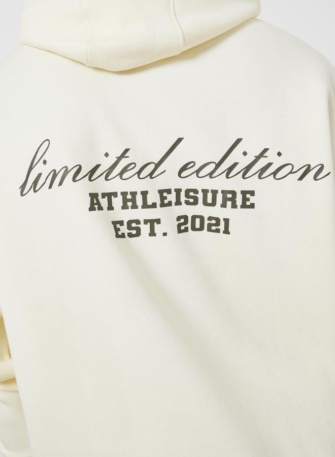 ستايلي هودي صوف بقصة واسعة ومظهر رياضي - Image 3