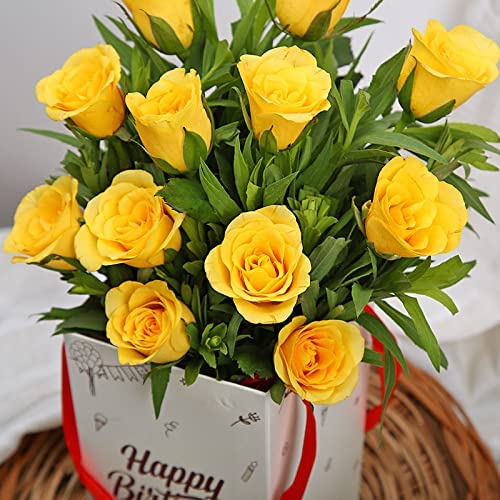 FlowerAura Fresh Live Flower Bouquet of 12 Yellow Roses Flowers In Birthday Box For Birthday Gift Gift For Girlfriend Boyfriend Colleagues Reatives Husband Wife Parents Same Day Delivery - Image 3