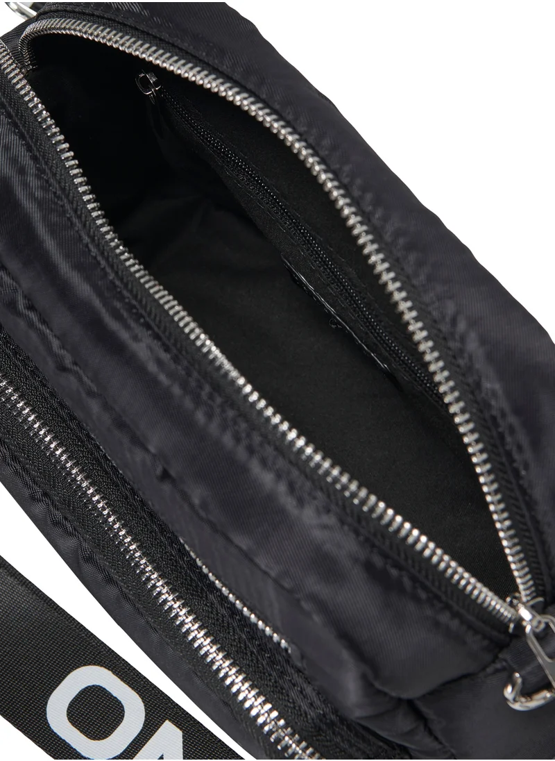 ONLY Onlestheria Nylon Zip Over Crossbody