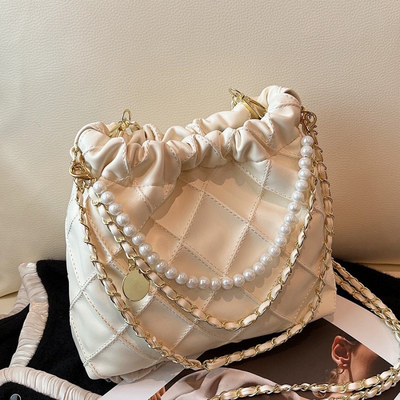 This Year'S Popular Spring And Niche Diamond Lattice Chain Bag Women'S High-End Fashion Pearl Chain Slung Bucket - Image 3