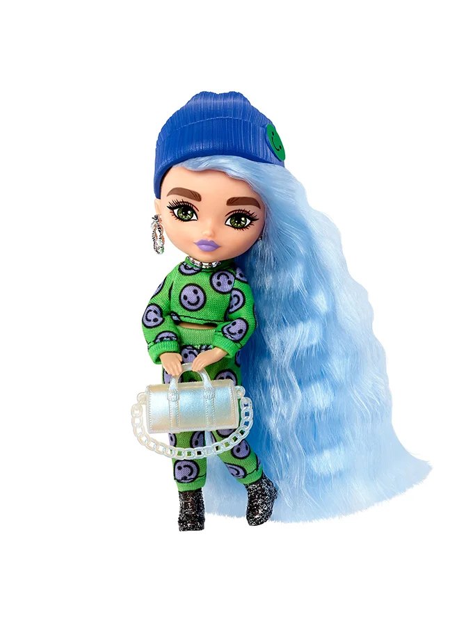 Barbie Extra Minis Doll 3 (5.5 In) In Fashion And Accessories, With Doll Stand