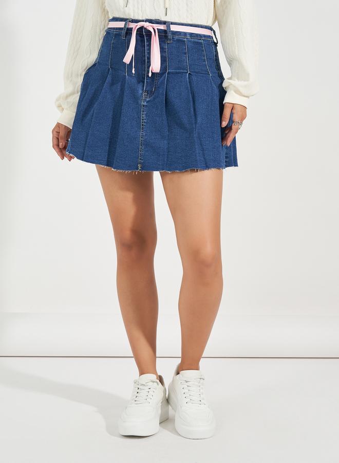 ستايلي تنورة دنيم قصيرة مع رباط خصر بربطة فيونكة - Image 2