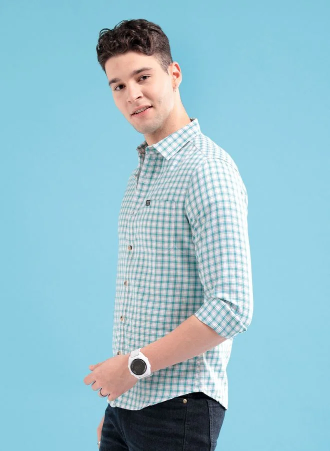 The Indian Garage Co Men Slim Fit Checkered Full Sleeves Cutaway Collar Casual Shirt