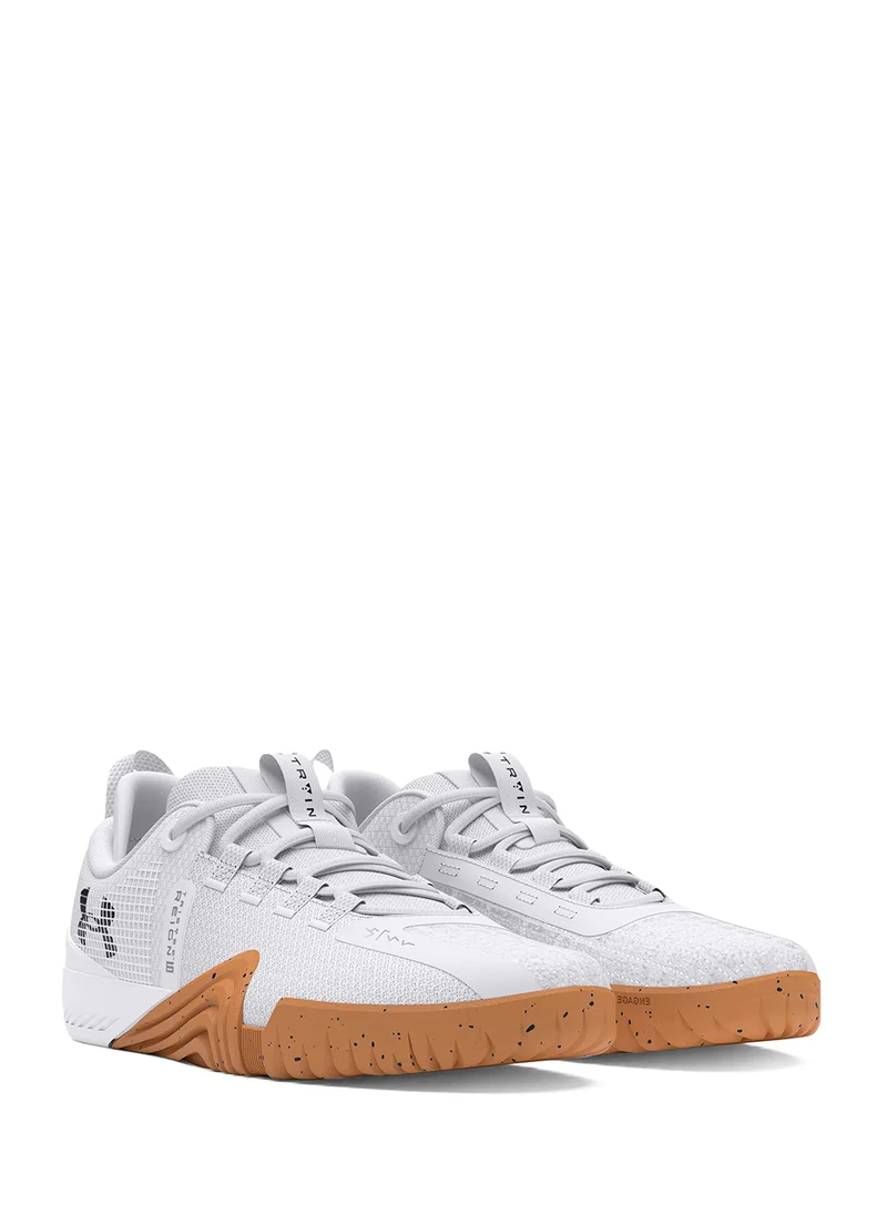 UNDER ARMOUR Tribase Reign 6