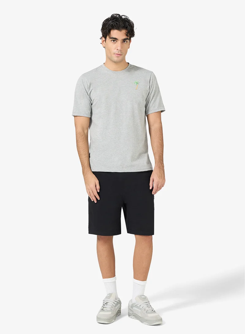 سفنتي فايف بيسيكس طقم تي شيرت وشورت