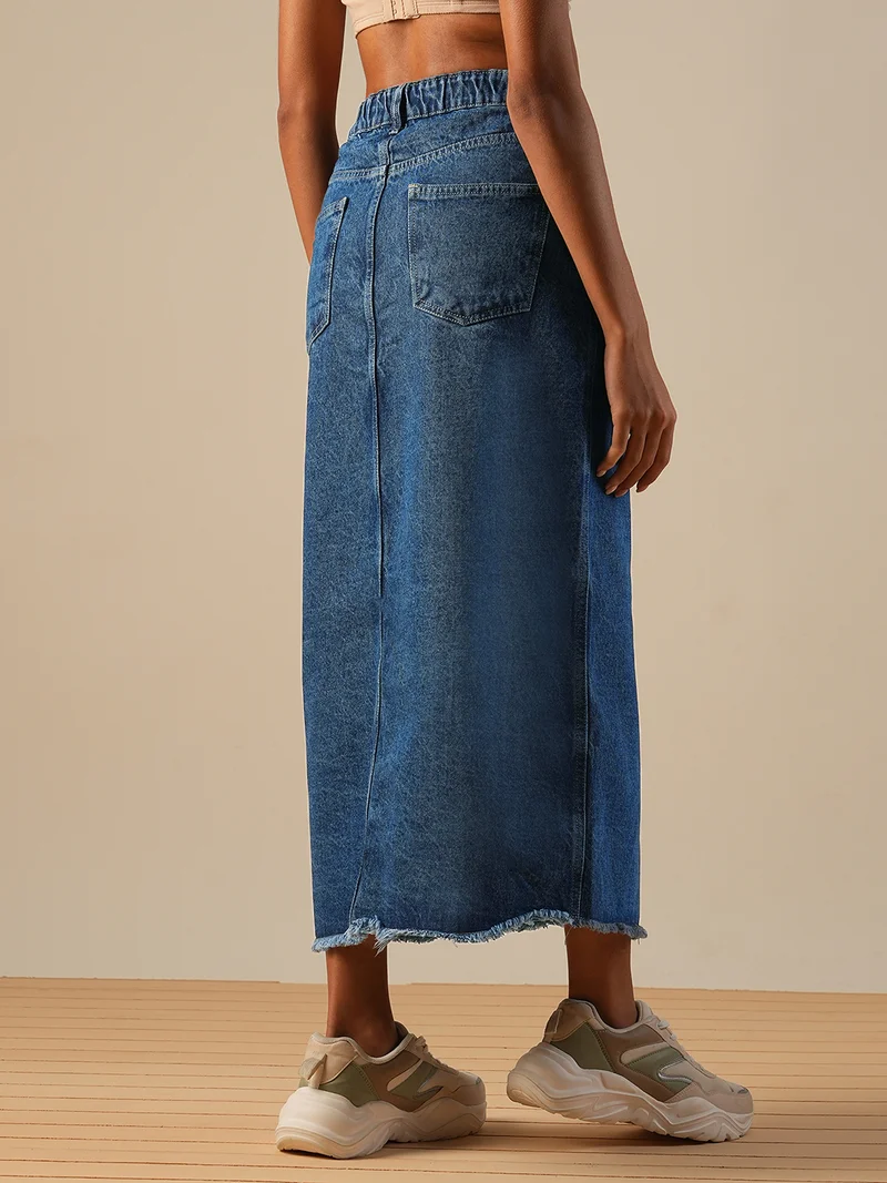 globus Women Mid-Rise Front Slit Fringed Hem Midi Straight Denim Skirt