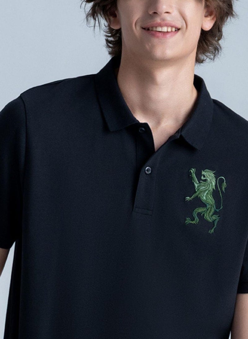 GIORDANO Men's 3D Lion Polo: Slim Fit, Bold Embroidery, Premium Pique - Image 2