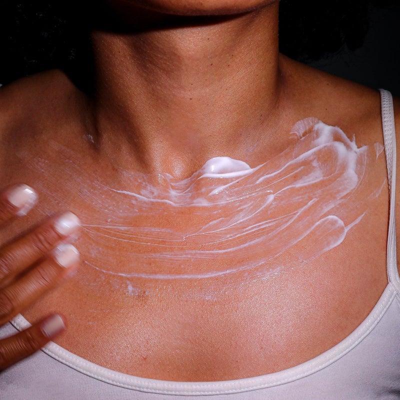 Biosolis After Sun Milk - Softens and Calms Your Skin After Sun Exposure - Soothes and Refreshes Your Face and Body - Creamy and Penetrates the Skin Easily - Ideal for the Whole Family - 3.4 oz - Image 4