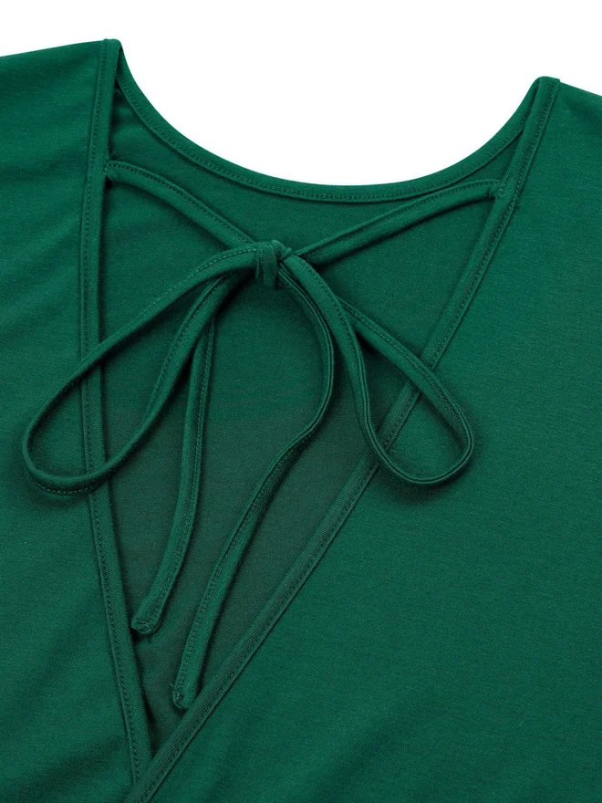 تايك تو جمبسوت واسع بأربطة أمامية