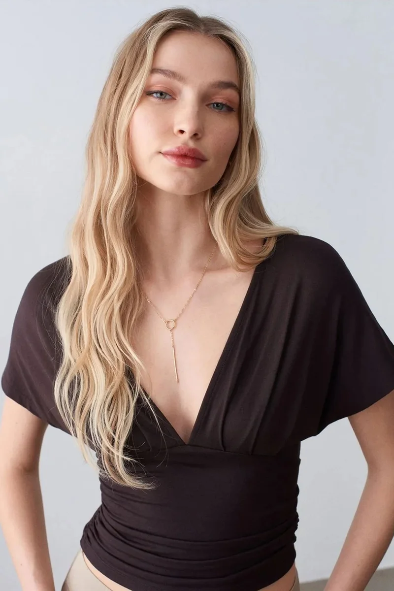 DILVIN Slim Fit V-Neck Tie Detail Blouse