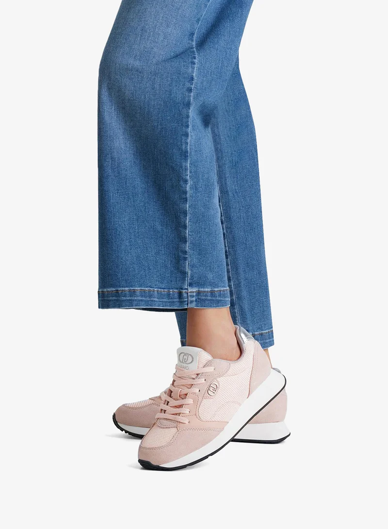 ليو جو سنيكرز من الشامواه مع شبك لامع