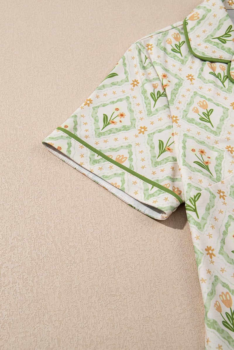 KevaMolly Womens Lounge Sets Floral Bow Printed Pocketed Knotted PJ Set Short Sleeve Xmas Top and Shorts Floral Green S - Image 4
