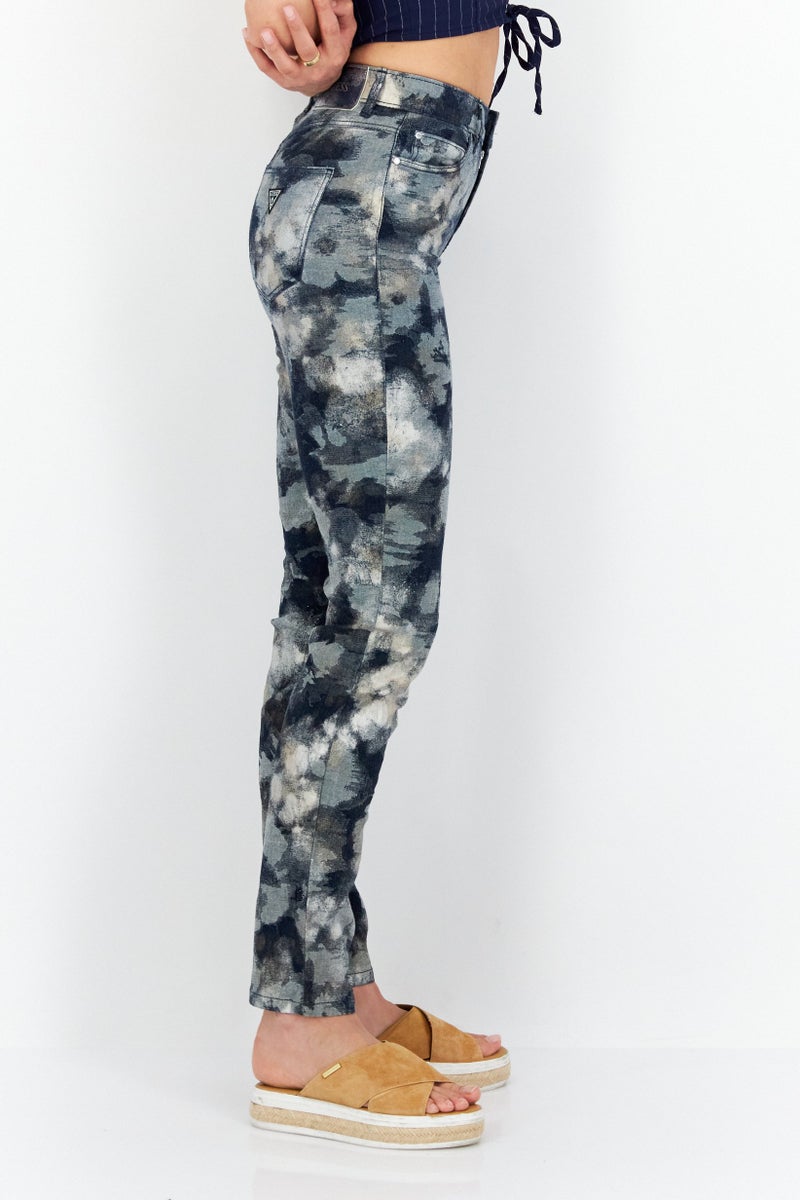 GUESS جينز ضيق للنساء بتصميم تيل داي، لون أزرق بحري - Image 2