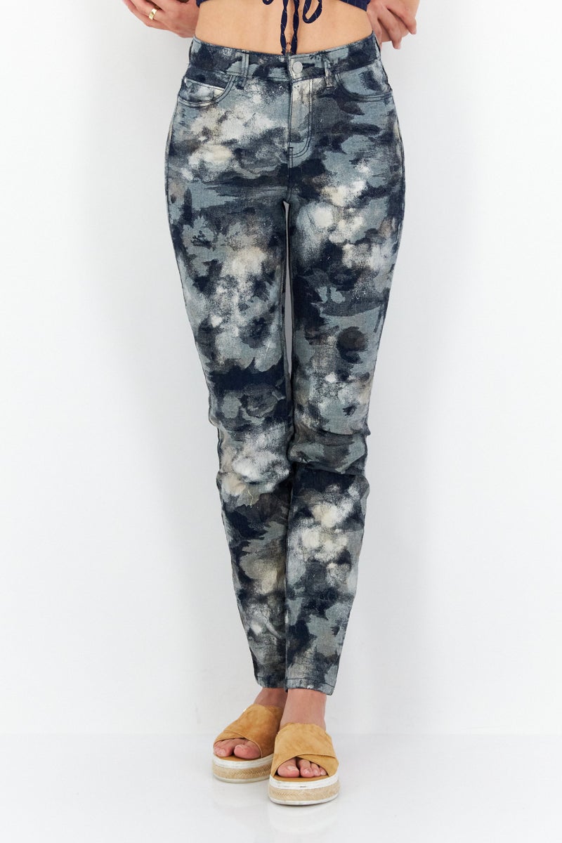 GUESS جينز ضيق للنساء بتصميم تيل داي، لون أزرق بحري - Image 1