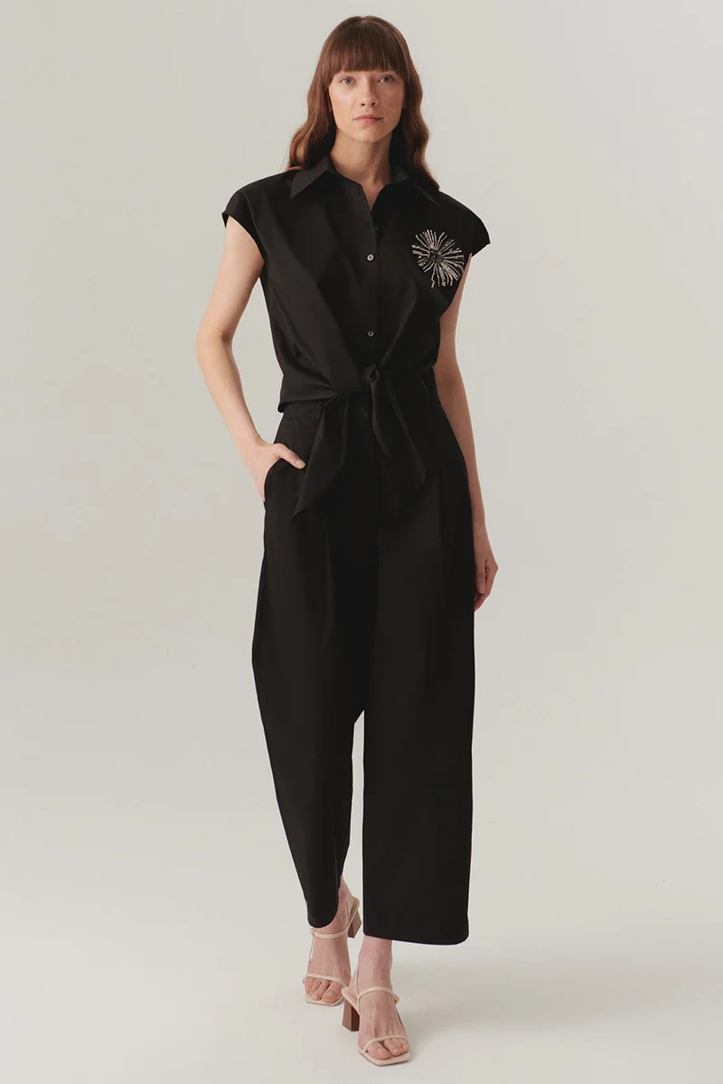 Exquise Mid-Waist Cotton Loose Fit Crop Black Trousers