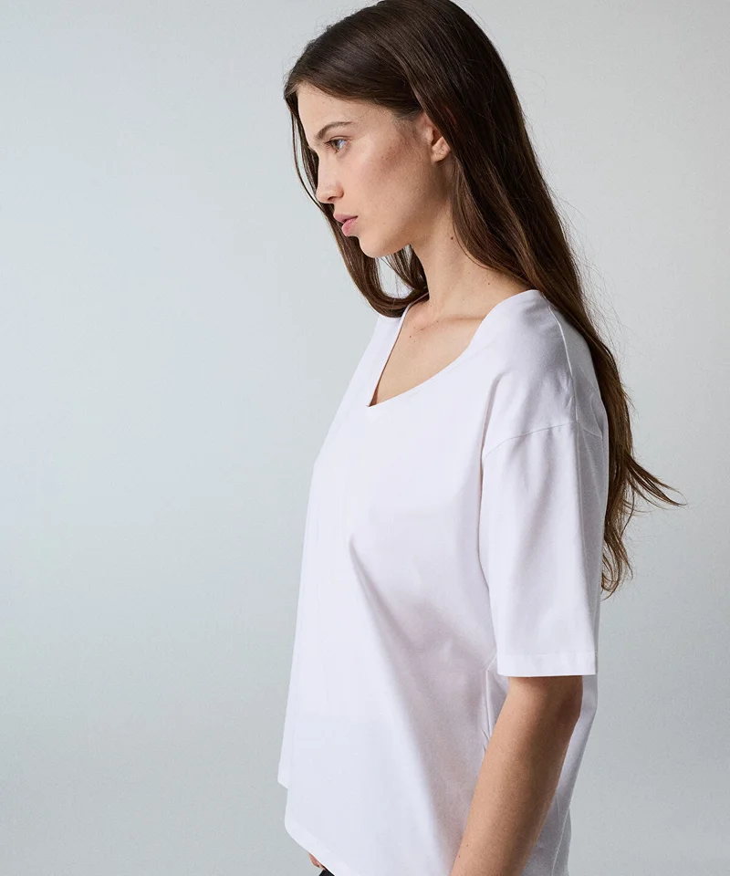 Ipekyol  Basic V-Neck T-Shirt for Women | Best Price UAE