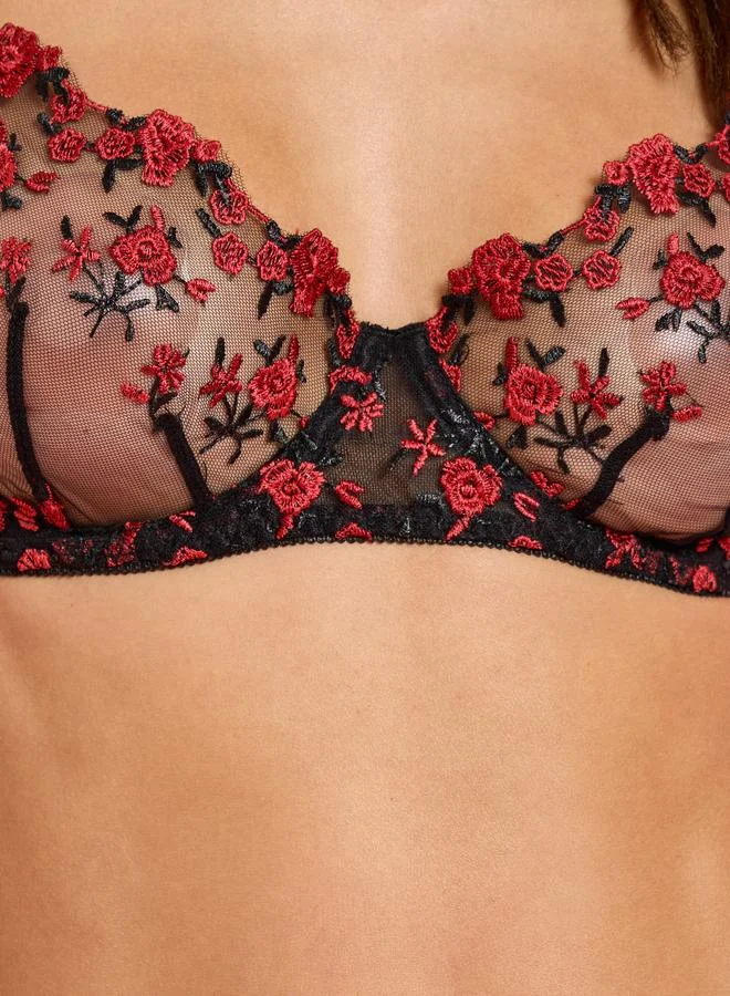 Styli Black Non Padded Wired Floral Detailed Bra and Thong Brief Set for Women | Best Price UAE