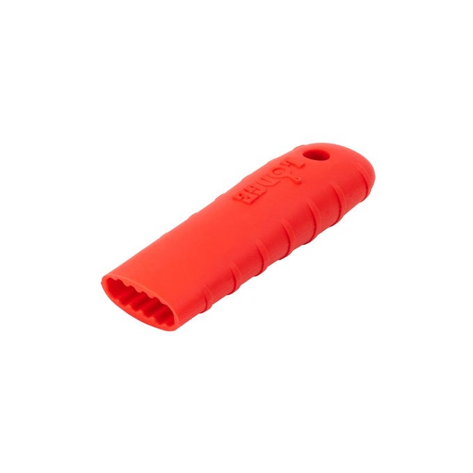 BOLD SILICONE HOT HANDLE HOLDER DISHWASHER SAFE HOT HANDLE HOLDER UPGRADED DESIGN FOR BOLD PRODUCTS ONLY HEAT PROTECTION UP TO 450 VIBRANT RED
