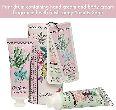 Cath Kidston كريم يد وكريم جسم كاث كيدستون 2x 30 مل مجموعة مرطبة غنية بزبدة الشيا هدية جمالية لها بحجم السفر خالية من القسوة وصديقة للنباتيين مجموعة الزهور البرية والنساء البرية - Image 4