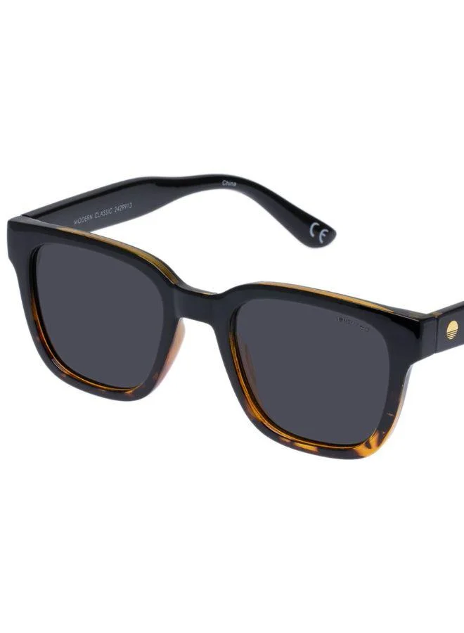 Solarized MODERN CLASSIC Luxury Sunglasses for Men & Women – High Quality Designer Eyewear, UV Protection, Stylish Frames, Timeless Elegance, and Fashionable Eye Shades