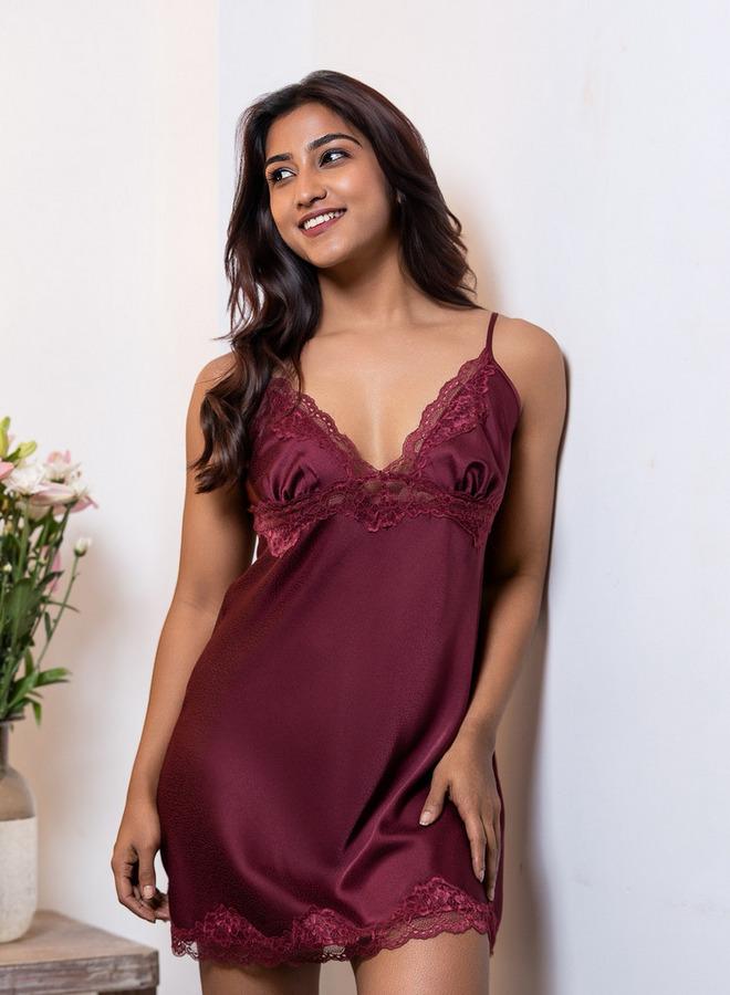 Aadaraya Night Dress Sleeveless Lace Detail - Image 1