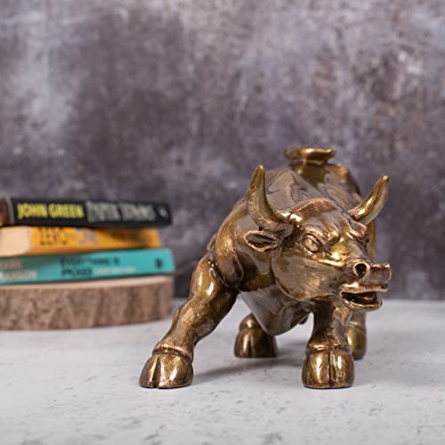 Karigaari India Wall Street Bull Replica - Resin Showpiece for Home Decor, 9 Inches, 0.8 Kg (Olive Green) - Image 2
